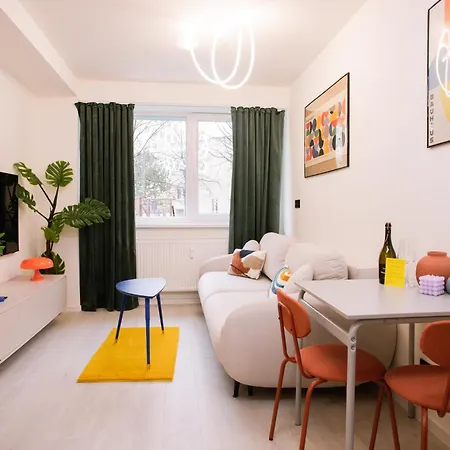 Krivoo I-private Parking Apartment Kosice